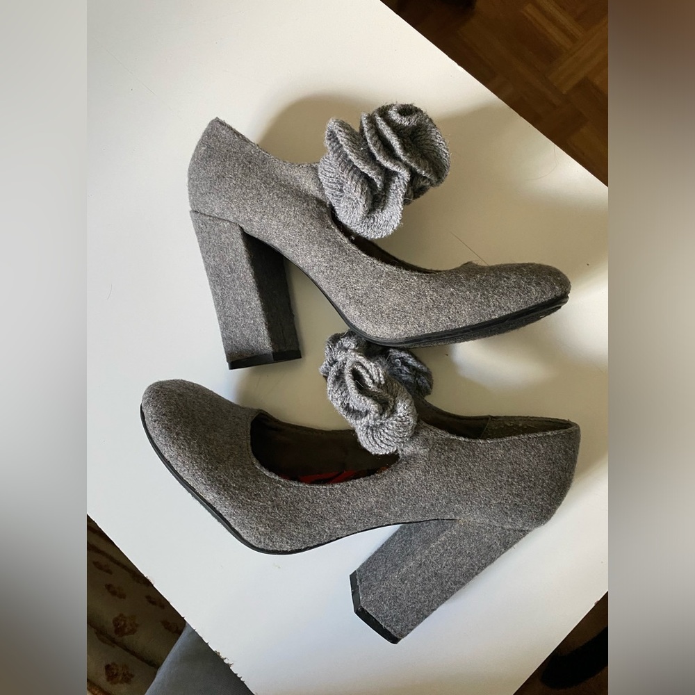 ROCKET DOG GRAY WOOL MARY JANE STYLE HIGH HEEL PUMPS SZ 8.5 M